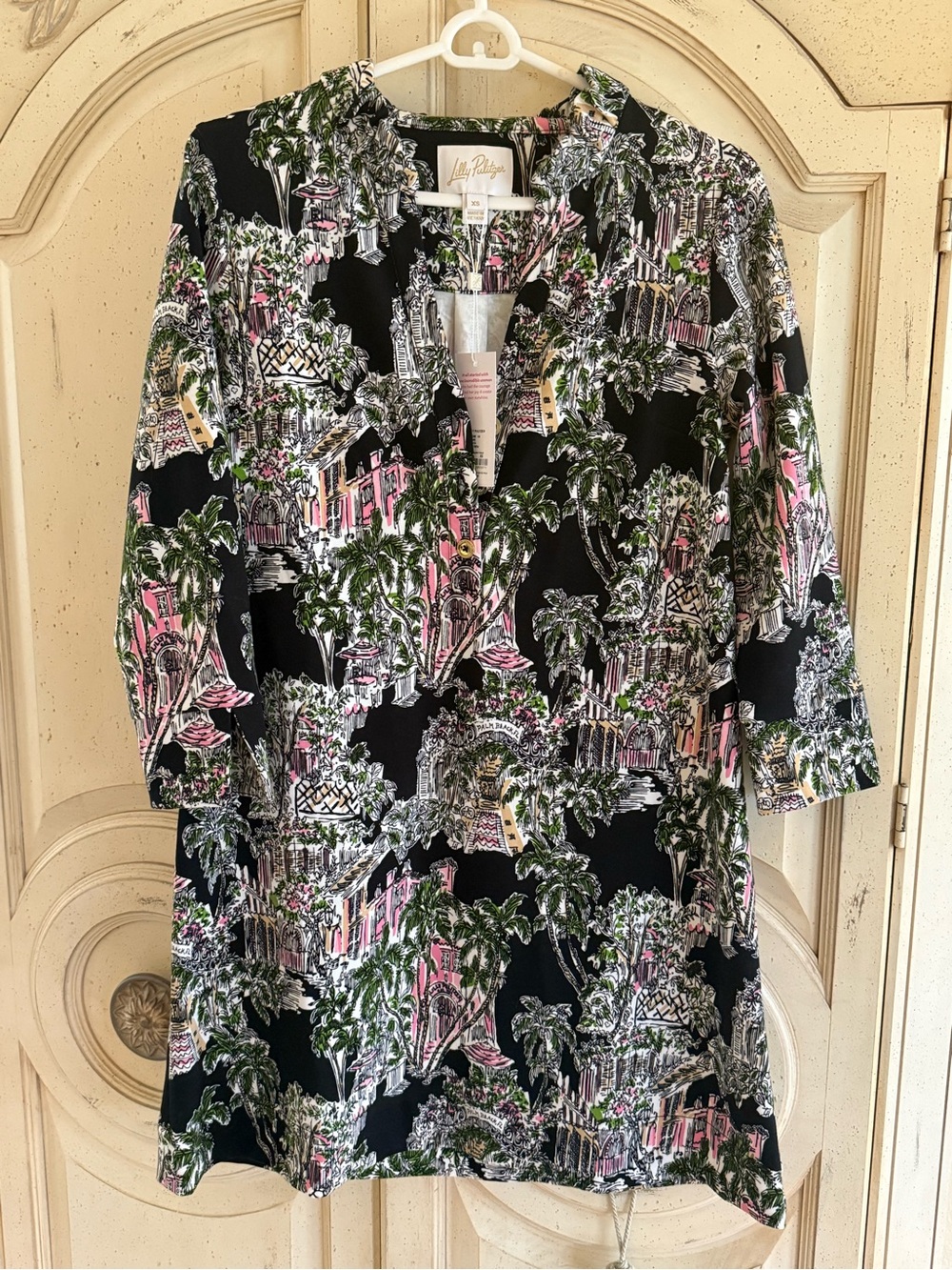NEW Lilly Pulitzer Black Tropical Scenic Print Dress w Pink and Green Accents